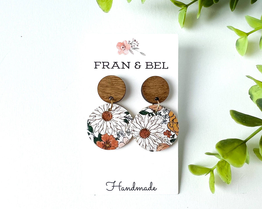 Daisy floral leather and wood stud earrings