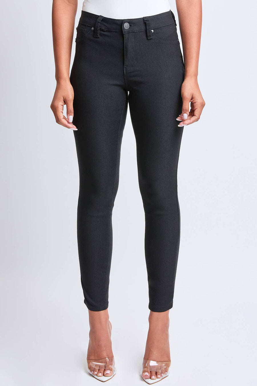 Hyperstretch Mid-Rise Skinny Jean: BLACK